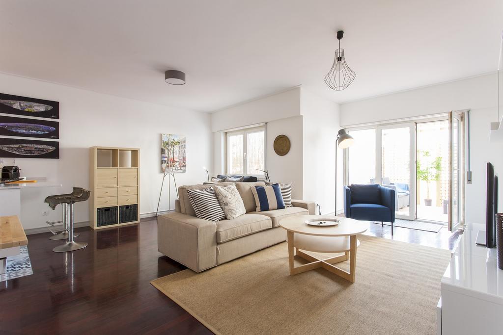 Joivy Superb 1-Bed Apt With Workspace And Terrace, Close To Avenida Da Liberdade Lisboa Exteriér fotografie
